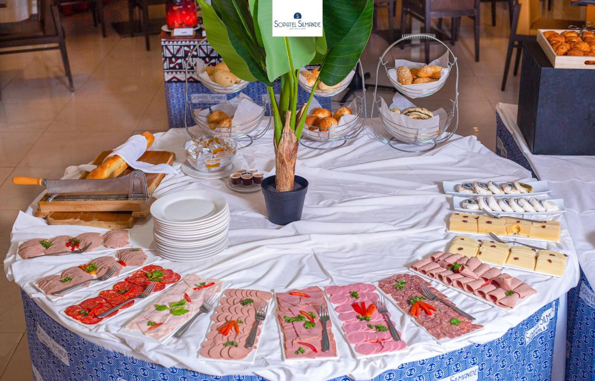 Sopatel Silmande Hotel วากาดูกู ภายนอก รูปภาพ