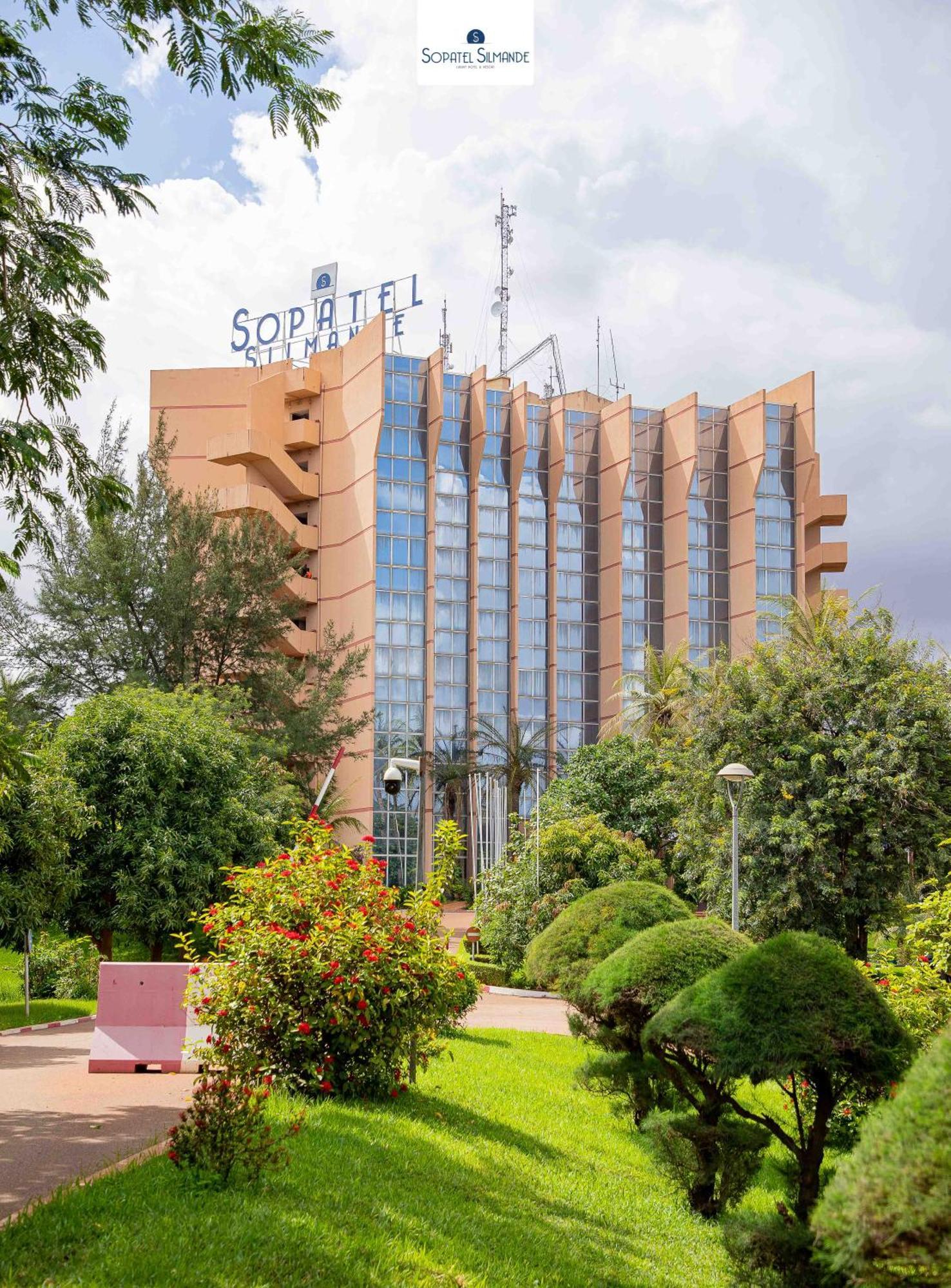 Sopatel Silmande Hotel วากาดูกู ภายนอก รูปภาพ