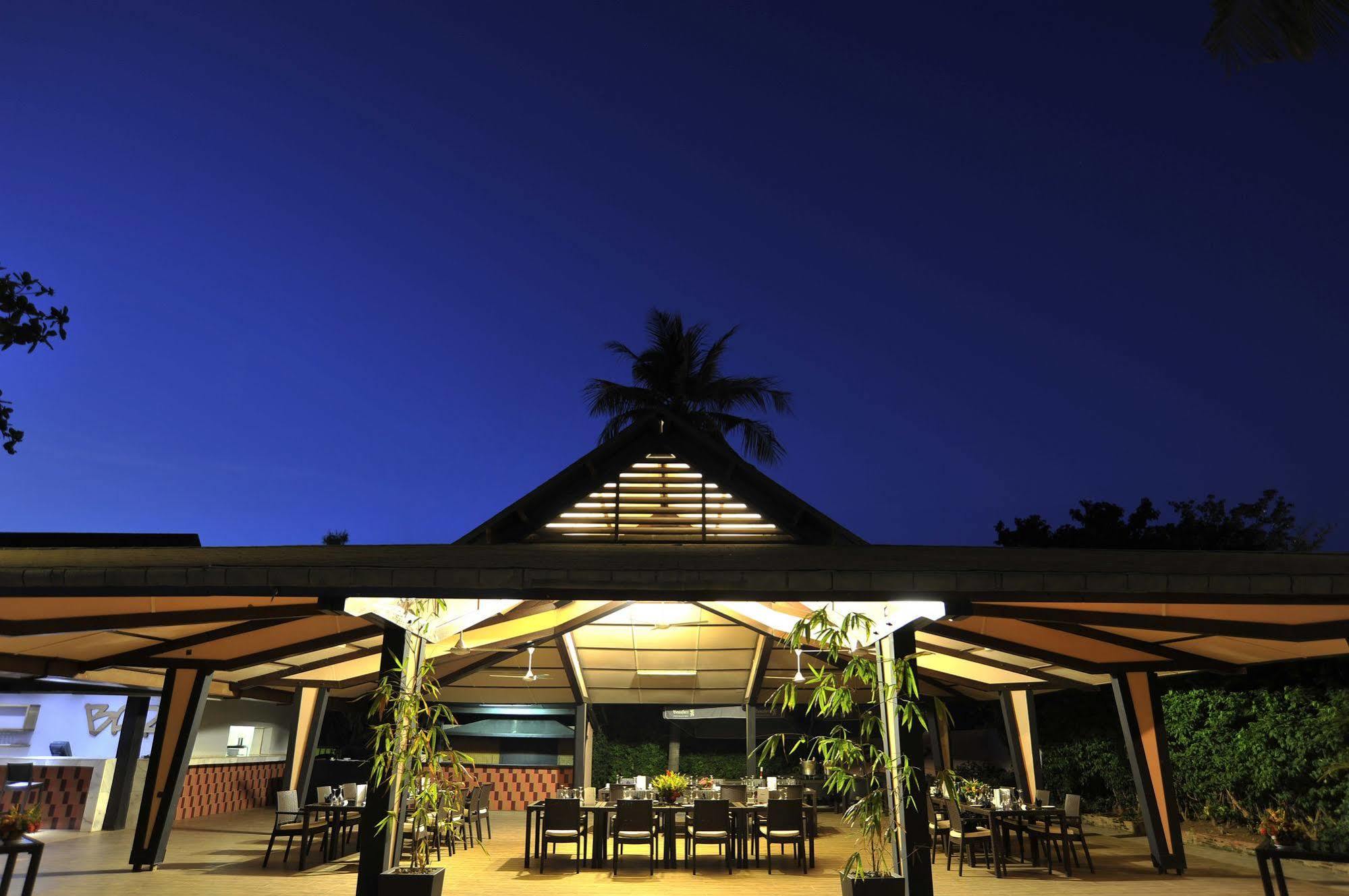 Sopatel Silmande Hotel วากาดูกู ภายนอก รูปภาพ
